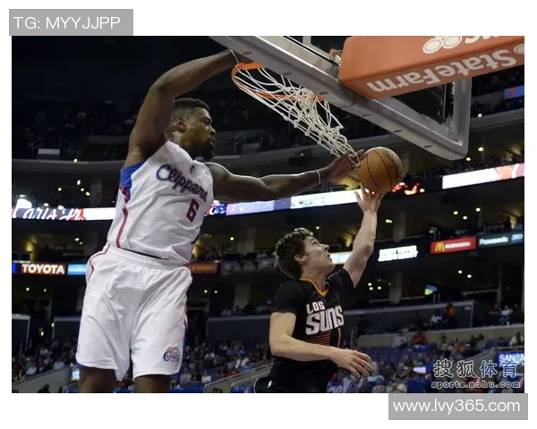 快船与太阳激战正酣NBA直播精彩瞬间不容错过